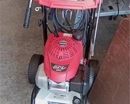 Pressure Washer
