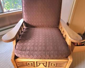 An awesome chair! (Not going to ask a ton for this one either, but at least a little something!)