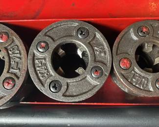 Whale Brand Enclosed Ratchet Drop Head Pipe Threader Type Q74-1