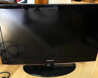 Samsung 32 Inch LCD TV Model LN32C450E1D
