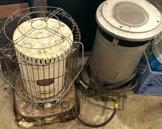 Corona 22 DKC Kerosene Heater and 120,000 BTU Gas Salamander Heater Lot
