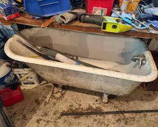 Antique Cast Iron Porcelain Enameled Clawfoot Bathtub
