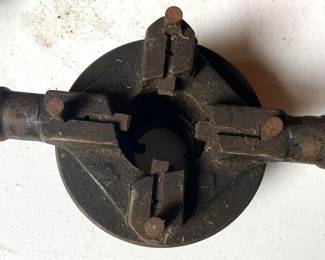 The Toledo No 1 Pipe Threading Machine Head