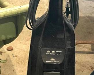 Kenmore Progressive Direct Drive Upright Vacuum Cleaner