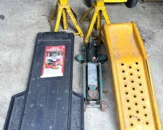 Kangaroo Mechanic Creeper, Floor Jack, Jack Stands, Ramp and Oil Pan Assortment