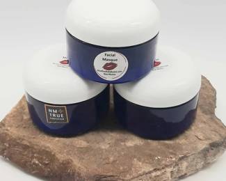 Martha's Body Bueno face mask