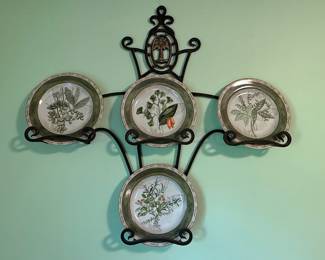 American Atelier Bouquet Garni Plate Wall Display