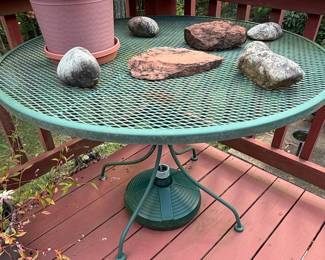 Wrought Iron Mesh Top Patio Table Style