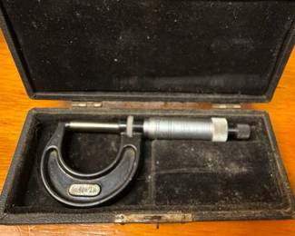 Starrett No. 436 1-inch Micrometer