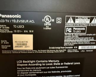 Panasonic TC-L32C3 LCD TV