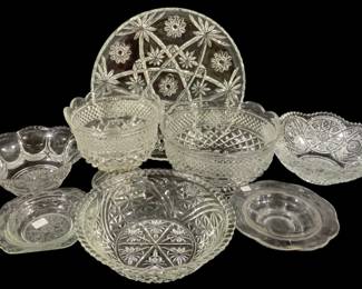 7419 - Assorted Glass Items
