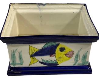 5188 - Ceramic Planter w/ fish theme - 8 x 6 x 4.5