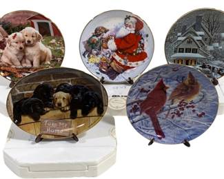 2482 - 5 Franklin Mint Collector Plates (Description): 8.25 Inches Round and 9 x 6.75