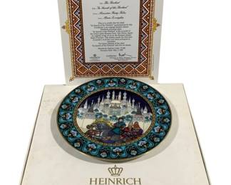2372 - Heinrich Collector Plate w/ Box & COA (Description): Heinrich collector plate accompanied by its  original box and Certificate of Authenticity.  Made by Heinrich Germany for Villeroy &  Boch. The plate is part of a limited edition  collection and comes complete with original packaging and documentation.