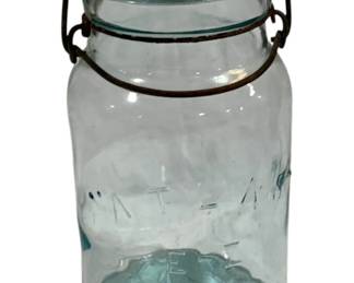 5205 - Blue Atlas EZ Seal Jar w/ Lid 7.25"