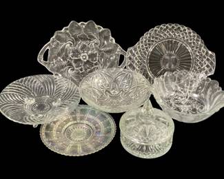 2844 - Assorted Glass Items