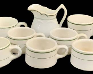 6710 - 8 Pieces Green & White China