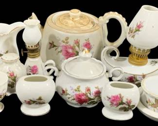 7430 - Assorted Vintage Porcelain