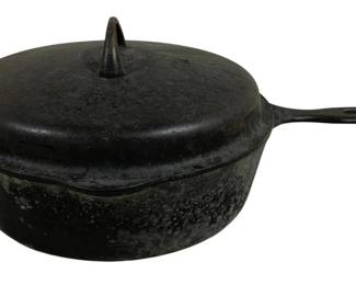 2238 - Cast Iron Chicken Pan w/ Lid - 12" Round (Description): No. 8