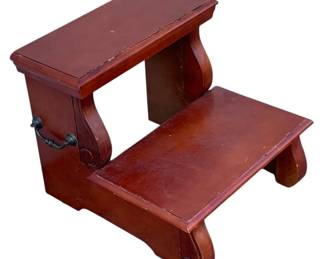 7274 - Wooden Stepstool - 16 x 18 x 19