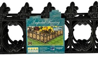 5104 - Plastic Fencing - 11' 3" Total