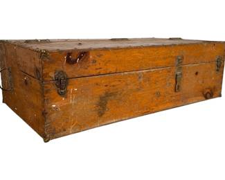 5015 - Vintage Wooden Tool Trunk - 10 x 34 x 18