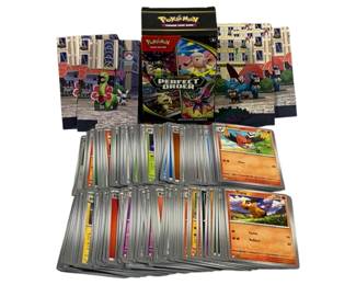 7180 - 200 Pokemon Cards & Box