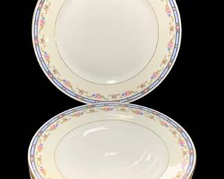 2115 - 5 Clema Bavaria Dinner Plates 9.5" Round (Description): A five-piece set of Clema Bavaria plates.  Each plate measures 9.5 inches round.