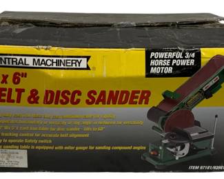 5162 - Central Machinery 4 x 6 Belt & Disc Sander in Box (Description): Used as is electric/electronic/mechanical  item. No guarantee all components, untested.