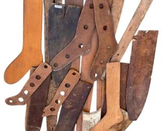 7262 - Assorted Wood Stocking Molds - 36" Long