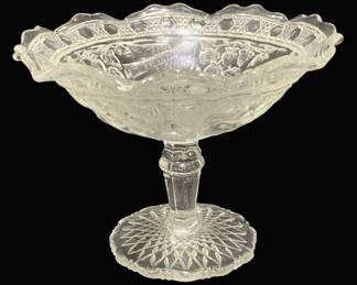 2218 - Indiana Glass "Bird & Strawberry" Compote (Description): 6 x 8