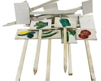 5035 - 13 Wooden Garden Signs - 21" Tall
