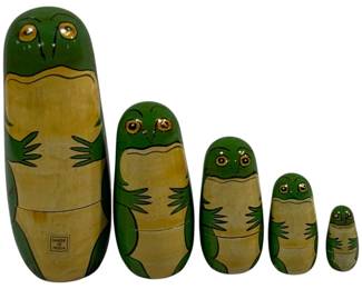 5218 - Wooden Frog Graduated Nesting Doll Toy 4"