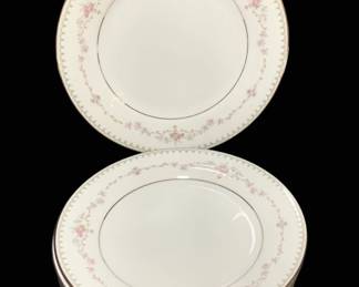 2036 - 6 Noritake Fairmont 6.25" Plates (Description): A six-piece set of Noritake "Fairmont"  pattern plates. Each plate measures 6.25  inches round.