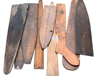 7261 - Assorted Wood Stocking Molds - 36" Long