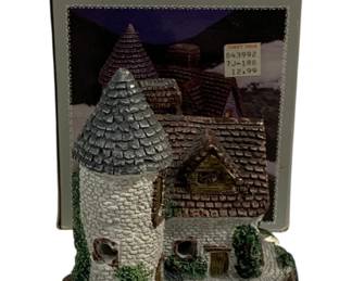 5195 - Lighted English Village Cottage Charmer (Description): Used as is electric/electronic/mechanical  item. No guarantee all components, untested.