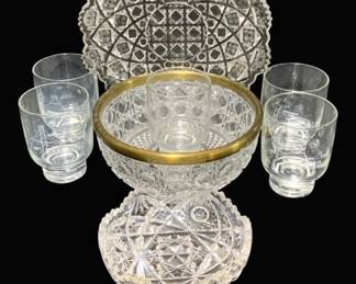 2236 - Assorted Glass Items
