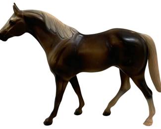 1795 - Hartland Thoroughbred Mare - 10 x 8 x 2