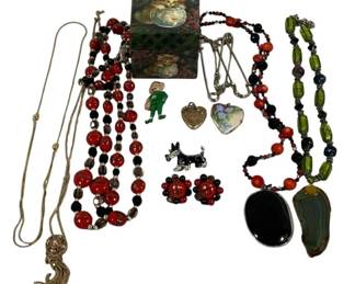 2260 - Assorted Costume Jewelry