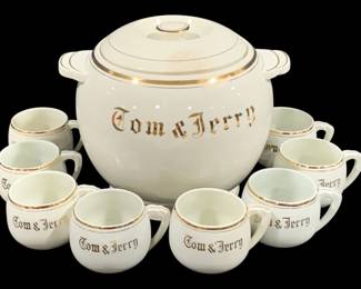 7421 - Tom & Jerry Porcelain Punch Bowl w/ 8 Cups (Description): 9 x 9.5 x 7