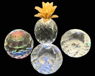 2283 - 4 Sworovski Paperweights - 1.5" Round
