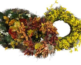 2252 - 3 Decorative Wreathes