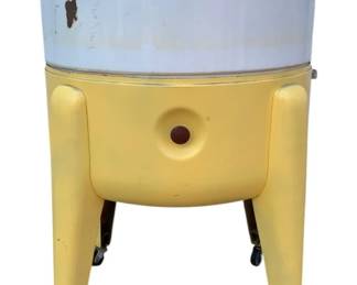 3031 - Vintage Washing Machine - 36 x 28