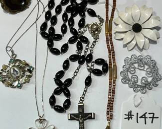 Vintage Costume Jewelry Lot #147