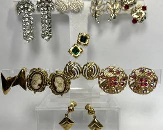 10 Pairs VTG Clip On Earrings Trifari, Coro, Monet, Emmons, Whiting & Davis, Sarah Cov, Pat Pending