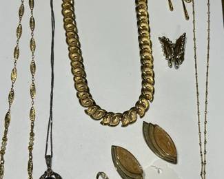 Vintage Costume Jewelry Lot #137