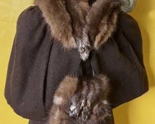 19" Effanbee USA Composition Doll Hazel Sleepy Eyes Fur Stole Brown Wool Coat