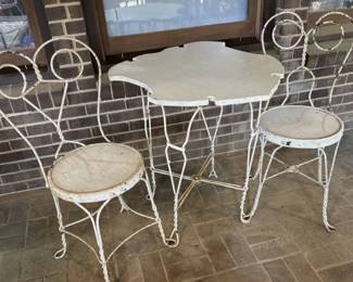 3 Piece Ice Cream Parlor Set Wrought Iron Chairs w/ Table