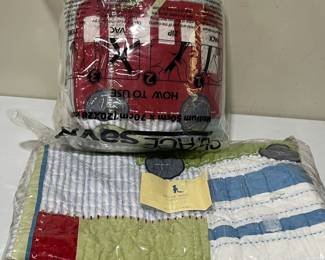 Pottery Barn Kids OSCAR Toddler Quilt + Bumper
