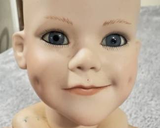 IMSCO Elke Hutchens Porcelain Doll 1988 16" "Niki" Blue Eyes Smirk Face Dimples